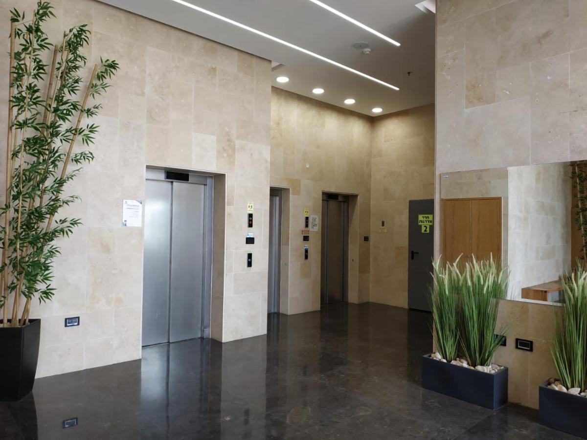 עכו דירה חדשה ליד הים- Akko-Brand New Apartment Exterior photo