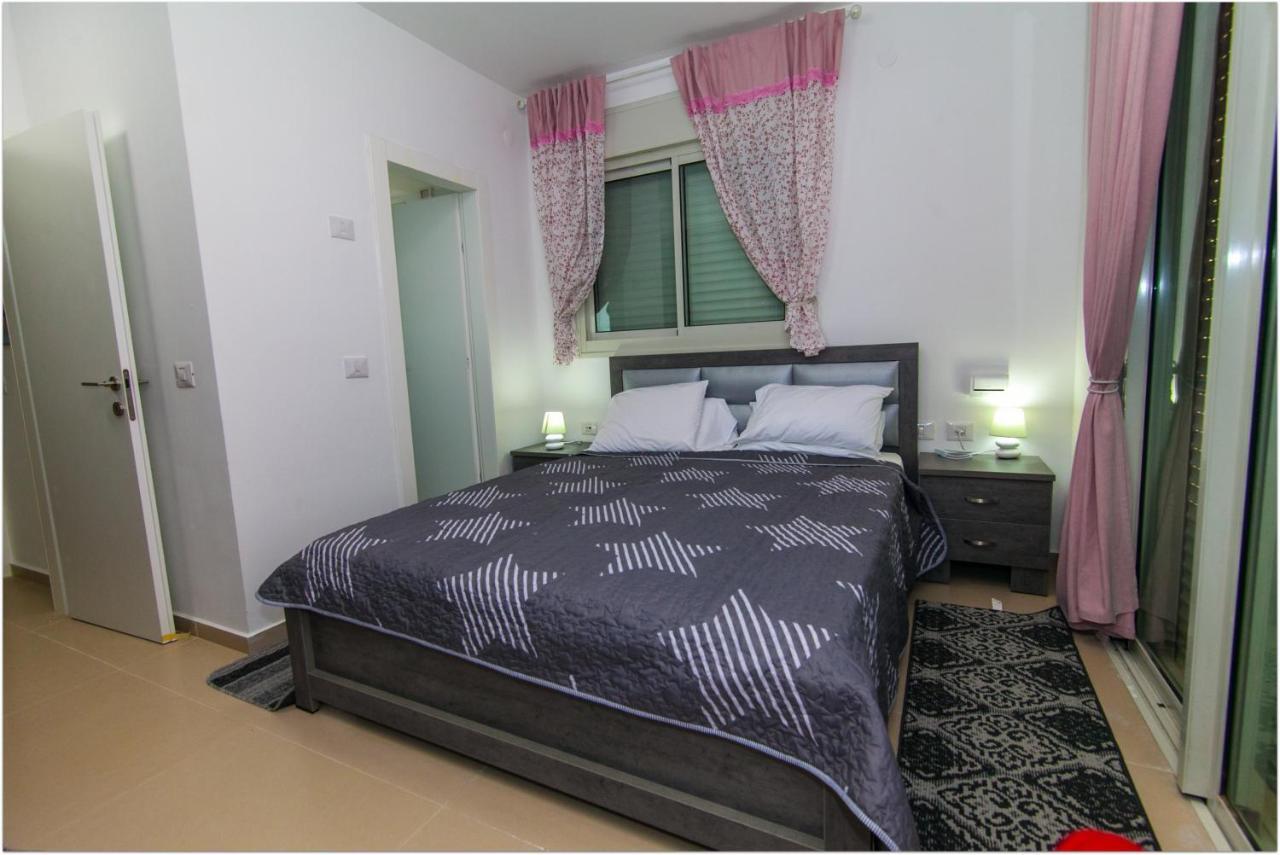 עכו דירה חדשה ליד הים- Akko-Brand New Apartment Exterior photo